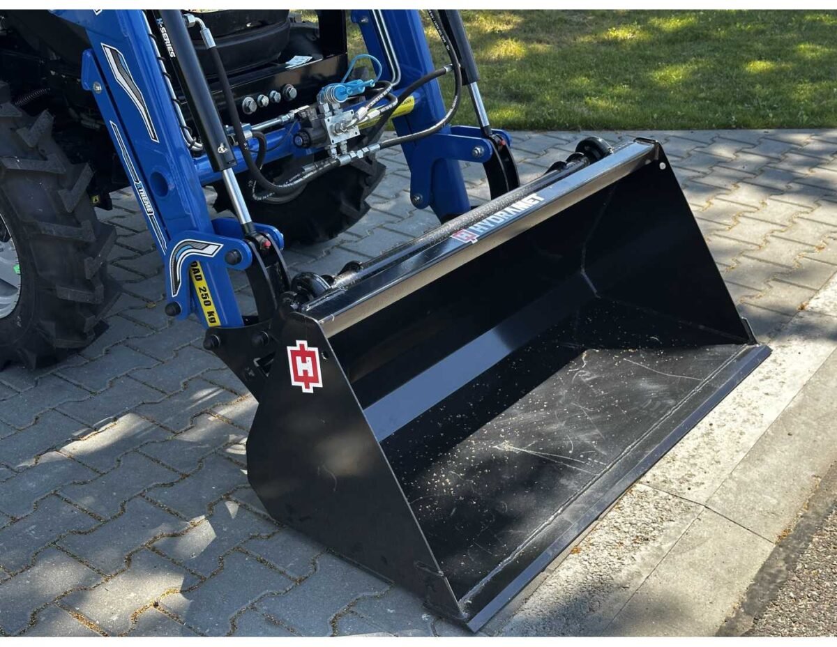 SOLIS S26 HST mit Frontlader und Schaufel – Bild 15